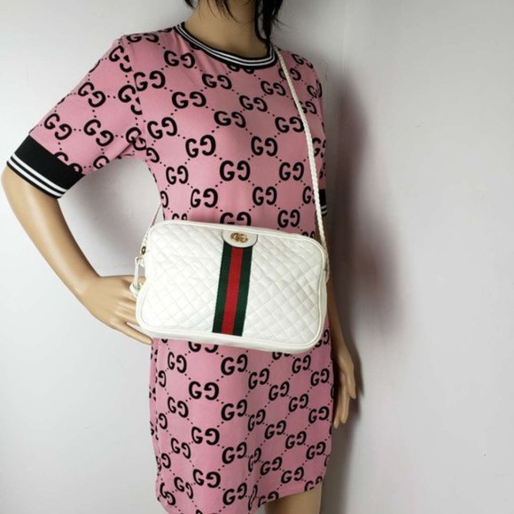 Authentic Gucci Quilted Small Crossbody Bag - Picture 14 of 15